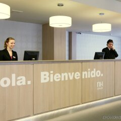 Отель NH Amsterdam Noord Нидерланды, Амстердам - отзывы, цены и фото номеров - забронировать отель NH Amsterdam Noord онлайн интерьер отеля