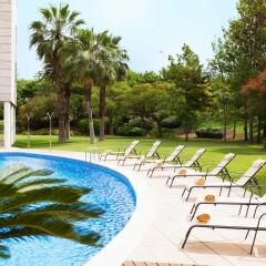 Отель Novotel Barcelona Cornella бассейн фото 2