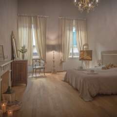 Отель Breathtaking 4BD Apt 5min Walk to Duomo комната для гостей фото 2