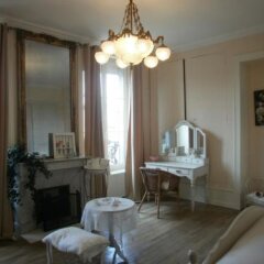 Le Jardin des Lys in Charmes, France from 173$, photos, reviews - zenhotels.com room amenities