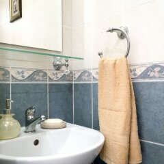 Отель Ilios Townhouse ванная
