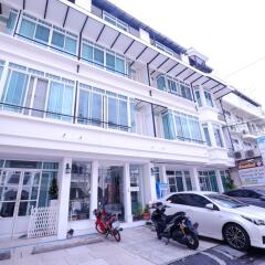 Ratchada-Sutthisan Hotel And Longstay Бангкок парковка