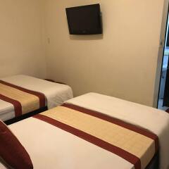 Отель Canary Hotel Вьетнам, Хюэ - отзывы, цены и фото номеров - забронировать отель Canary Hotel онлайн комната для гостей фото 5