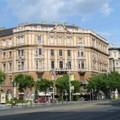 Friends Hostel and Apartments Budapest фото 2