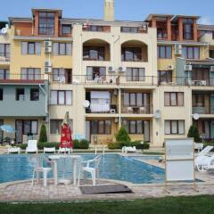 Отель Seapark Homes Neshkov Болгария, Варна - отзывы, цены и фото номеров - забронировать отель Seapark Homes Neshkov онлайн бассейн