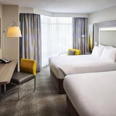Отель Novotel Toronto North York Канада, Торонто - отзывы, цены и фото номеров - забронировать отель Novotel Toronto North York онлайн комната для гостей фото 4