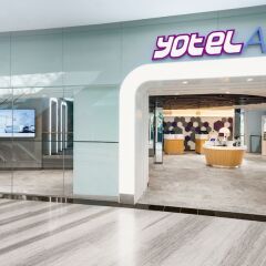 Отель Yotelair Singapore Changi Airport Сингапур интерьер отеля