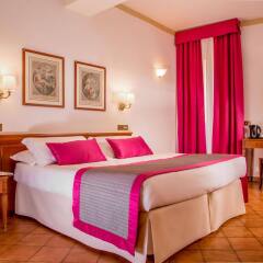 Отель Albergo Del Sole Al Biscione комната для гостей
