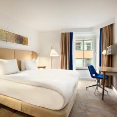 Отель Hilton Stockholm Slussen комната для гостей