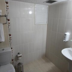 Atlihan Hotel Турция, Мерсин - отзывы, цены и фото номеров - забронировать отель Atlihan Hotel онлайн ванная фото 2