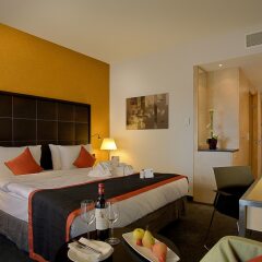 Гостиница Crowne Plaza Санкт-Петербург Аэропорт комната для гостей фото 6