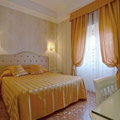 Отель B&B Navona Queen комната для гостей фото 4