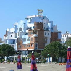 Hotel Sporting Baia Джардини Наксос спортивное сооружение