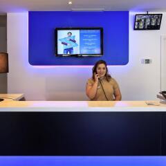 Отель ibis budget Porto Gaia интерьер отеля