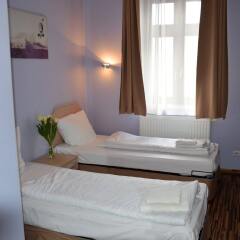Отель Akira Bed & Breakfast Польша, Вроцлав - отзывы, цены и фото номеров - забронировать отель Akira Bed & Breakfast онлайн комната для гостей фото 3