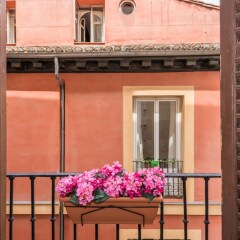 Отель Plaza Santa Ana Apartment Испания, Мадрид - отзывы, цены и фото номеров - забронировать отель Plaza Santa Ana Apartment онлайн балкон