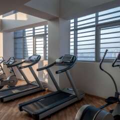 DoubleTree by Hilton Hotel Yerevan City Centre фитнесс-зал