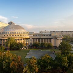 Гостиница Новосибирск Марриотт Отель в Новосибирске 4 отзыва об отеле, цены и фото номеров - забронировать гостиницу Новосибирск Марриотт Отель онлайн приотельная территория