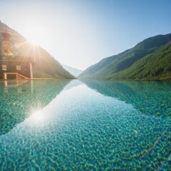 Tonzhaus Hotel & Restaurant Сеналес бассейн фото 2