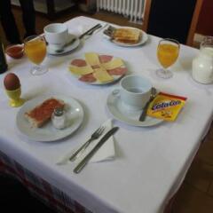 Отель Hostal Falfes питание
