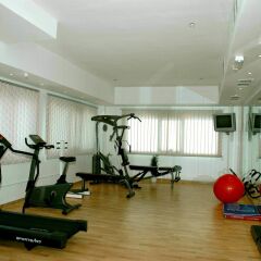 Al Jawhara Gardens Hotel фитнесс-зал