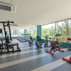 Отель JJAirportHotelCondominium For Rent 2 фитнесс-зал фото 3