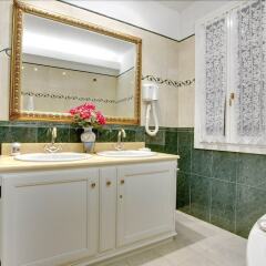 Апартаменты Regina Elena Apartment ванная