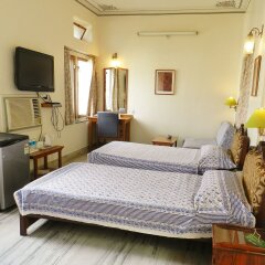 Arya Niwas in Jaipur, India from 45$, photos, reviews - zenhotels.com guestroom