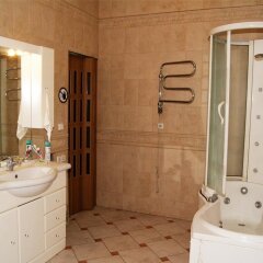 Гостиница Moskovskaya Kvartira Hostel в Москве отзывы, цены и фото номеров - забронировать гостиницу Moskovskaya Kvartira Hostel онлайн Москва ванная фото 2