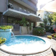 Hotel Derby Римини бассейн фото 2