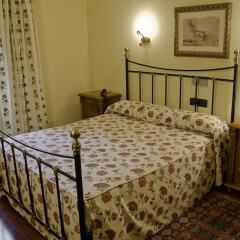 Отель Posada Casa de Don Guzmán сейф в номере