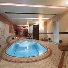 Отель Golden Tulip Reims L'Univers с домашними животными