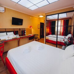 Hostel & Lux Victoria комната для гостей фото 3