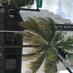 South Beach Plaza Hotel банкомат