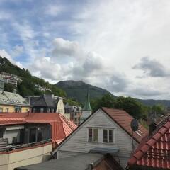 Отель Marken Guesthouse Берген балкон