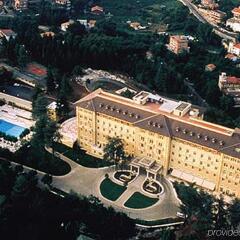 Grand Hotel Palazzo Della Fonte Фьюджи парковка