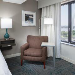 Отель Hampton Inn Gateway Arch Downtown комната для гостей фото 2