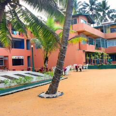 Roy Villa Beach Hotel пляж фото 2