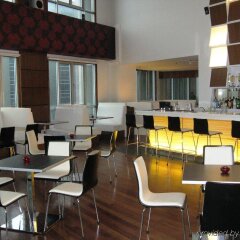 Отель Ascott Kuala Lumpur Малайзия, Куала-Лумпур - 1 отзыв об отеле, цены и фото номеров - забронировать отель Ascott Kuala Lumpur онлайн гостиничный бар