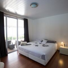 Отель Villa Pamatai Villa 4 комната для гостей