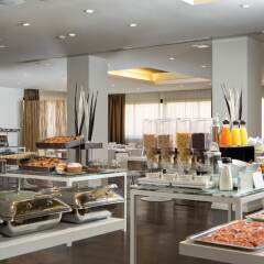 Отель Best Western Plus Tower Hotel Bologna Италия, Болонья - отзывы, цены и фото номеров - забронировать отель Best Western Plus Tower Hotel Bologna онлайн питание фото 3