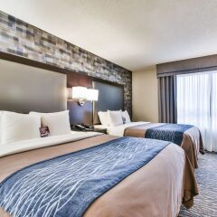 Отель Comfort Inn Montréal Aéroport Канада, Монреаль - отзывы, цены и фото номеров - забронировать отель Comfort Inn Montréal Aéroport онлайн комната для гостей фото 4