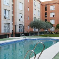 Отель Apartamentos Vértice Bib Rambla Испания, Севилья - отзывы, цены и фото номеров - забронировать отель Apartamentos Vértice Bib Rambla онлайн бассейн фото 3