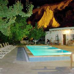 Nirvana Cave Hotel Турция, Гёреме - 1 отзыв об отеле, цены и фото номеров - забронировать отель Nirvana Cave Hotel онлайн бассейн