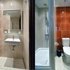Гостиница Roomp Volkonskiy в Москве отзывы, цены и фото номеров - забронировать гостиницу Roomp Volkonskiy онлайн Москва ванная