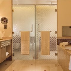 Marsa Malaz Kempinski, The Pearl - Doha in Doha, Qatar from 320$, photos, reviews - zenhotels.com bathroom photo 2