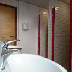 Отель Rest Up London - Hostel Великобритания, Лондон - 3 отзыва об отеле, цены и фото номеров - забронировать отель Rest Up London - Hostel онлайн ванная