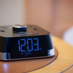 Отель Sunset Inn and Suites Канада, Ванкувер - отзывы, цены и фото номеров - забронировать отель Sunset Inn and Suites онлайн удобства в номере фото 2