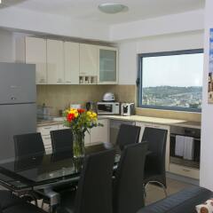 Windows of Jerusalem Vacation Rental Apartments by EXP Израиль, Иерусалим - отзывы, цены и фото номеров - забронировать отель Windows of Jerusalem Vacation Rental Apartments by EXP онлайн в номере фото 2