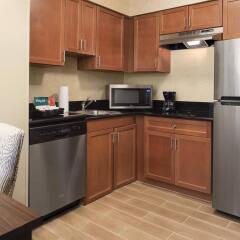 Отель Homewood Suites By Hilton Columbus-Hilliard Хиллиард в номере фото 2